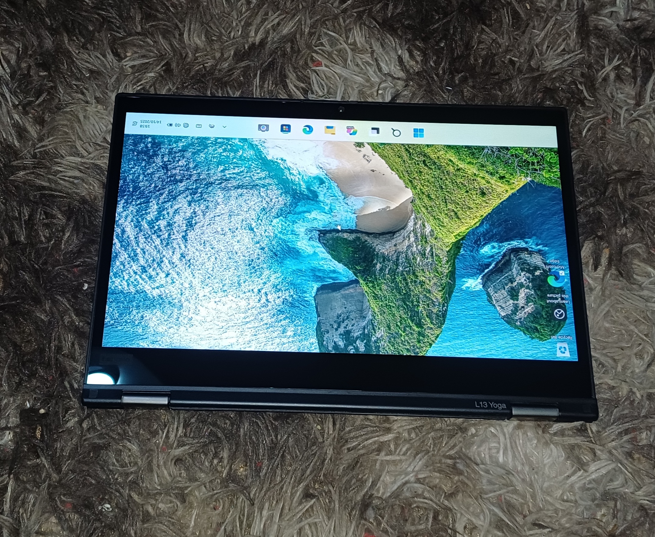 Touchscreen, 2-in-1 Lenovo Thinkpad L13 Yoga, intel core-i5, 256gb SSD, 16gb ram, WiFi, Hdmi, webcam, 13.3 inches screen, Face Recognition camera, Touch PEN , W indows 11..